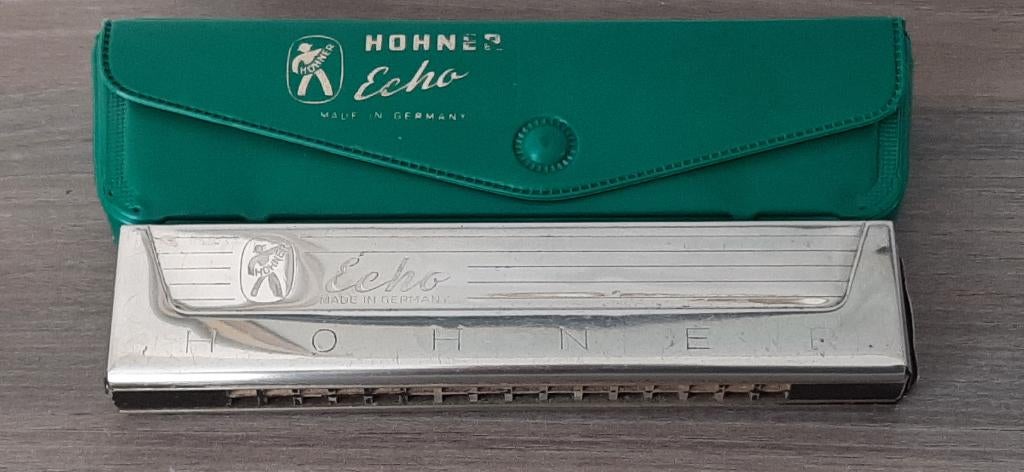 vintage Hohner Echo tremolo mondharmonica,, Muziek en Instrumenten, Ophalen, Gebruikt, Met koffer of doosje