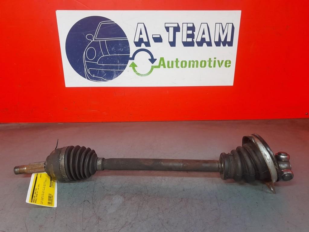 ARBRE DE TRANSMISSION AVANT GAUCHE Renault Twingo II (CN), Utilisé, Renault
