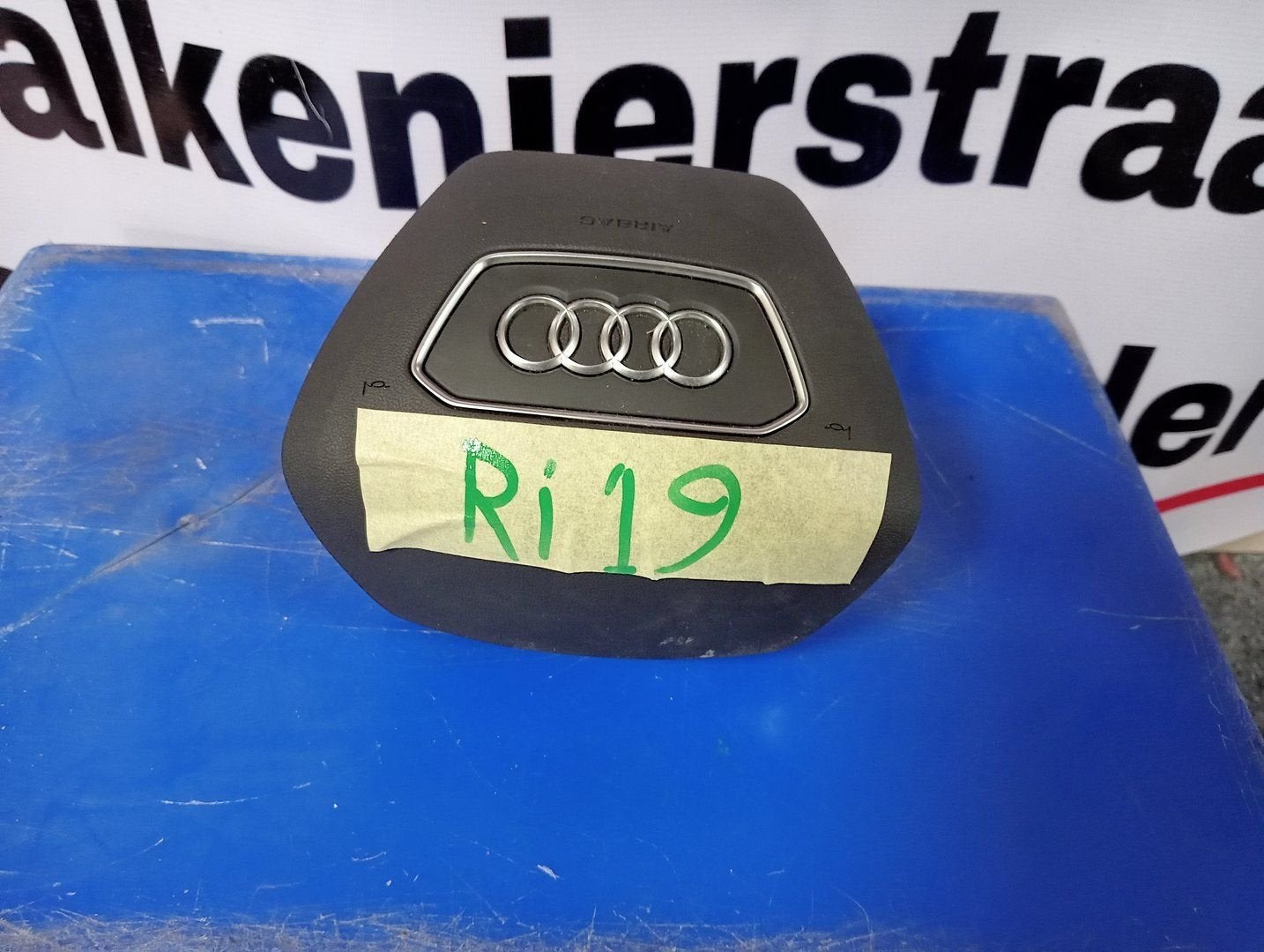 Audi A6, A7 Stuur Airbag Zwart 2018+ 4N0880201K 6PS A6 (C8), -, Audi, Utilisé, -