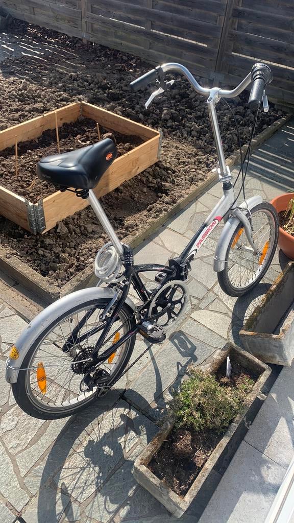 Plooifiets, Fietsen en Brommers, Fietsen | Vouwfietsen, Ophalen, Gebruikt, Deels opvouwbaar