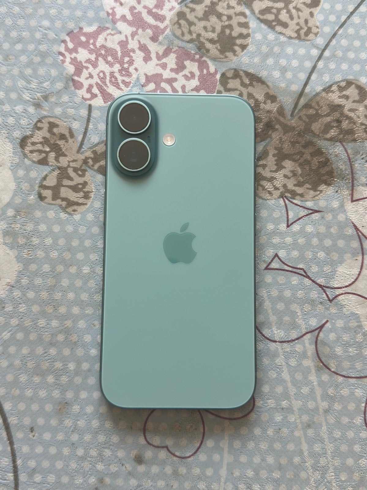 iPhone 16 128 Go, Télécoms, Téléphonie mobile | Housses, Coques & Façades | Apple iPhone, Enlèvement, Comme neuf, Apple, IPhone 16