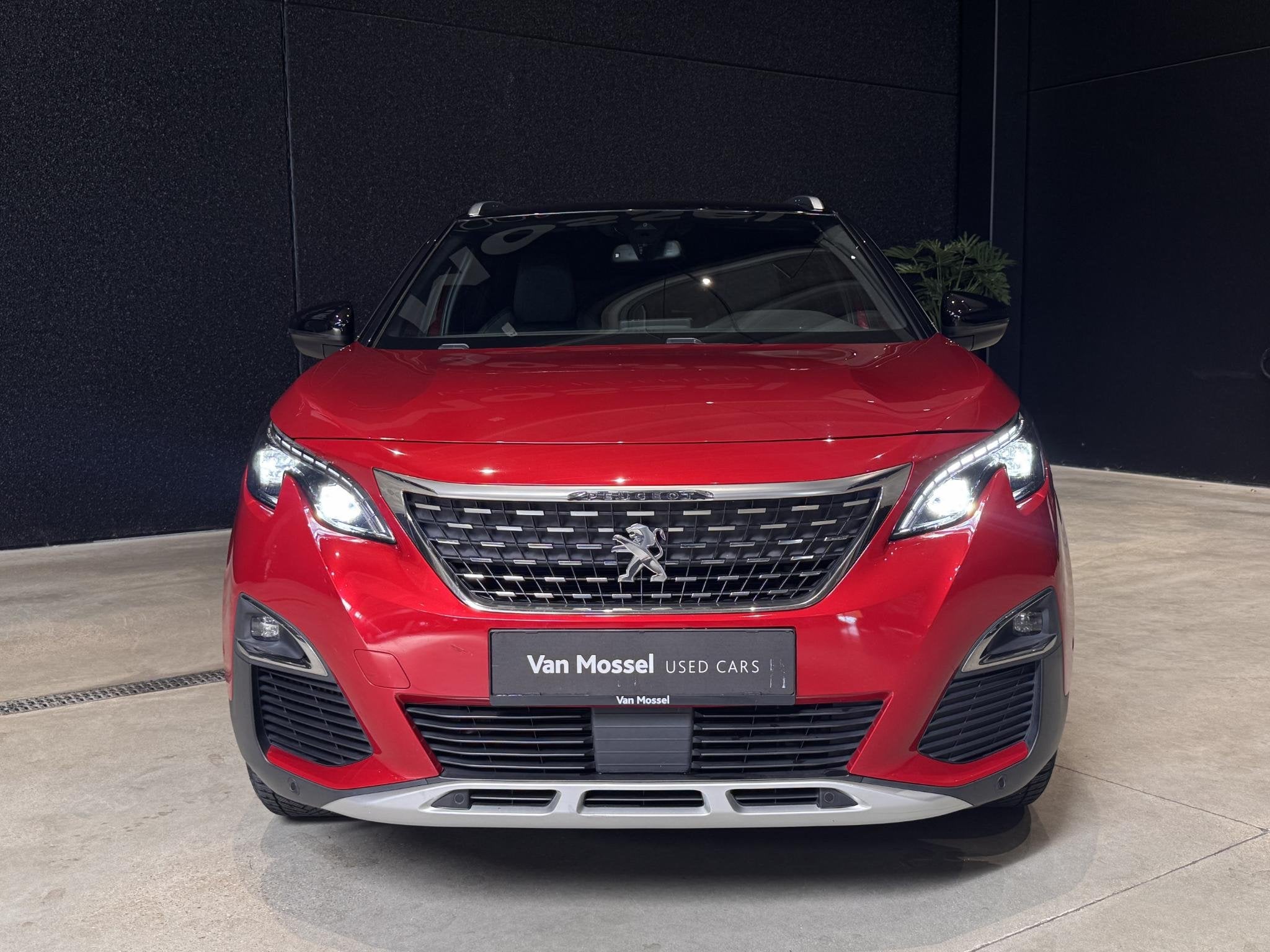 Peugeot 3008 1.2 PureTech 96kW S&S Auto GT Line, Autos, Peugeot, Rouge, Achat, Carnet d'entretien, 131 ch