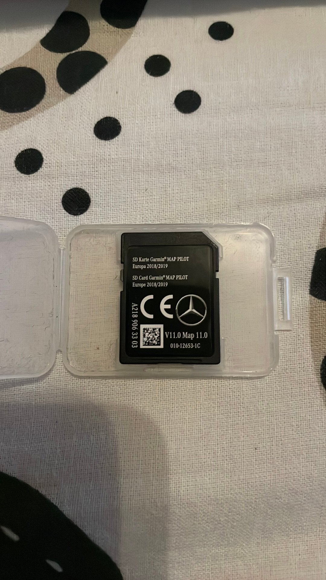 Navigatie SD-kaart Mercedes GLA 2000d, Ophalen, Zo goed als nieuw