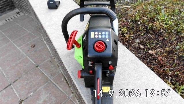 kettingzaag, 600 à 1200 watts, Verschillende merken, Tronçonneuse, 30 à 70 mm