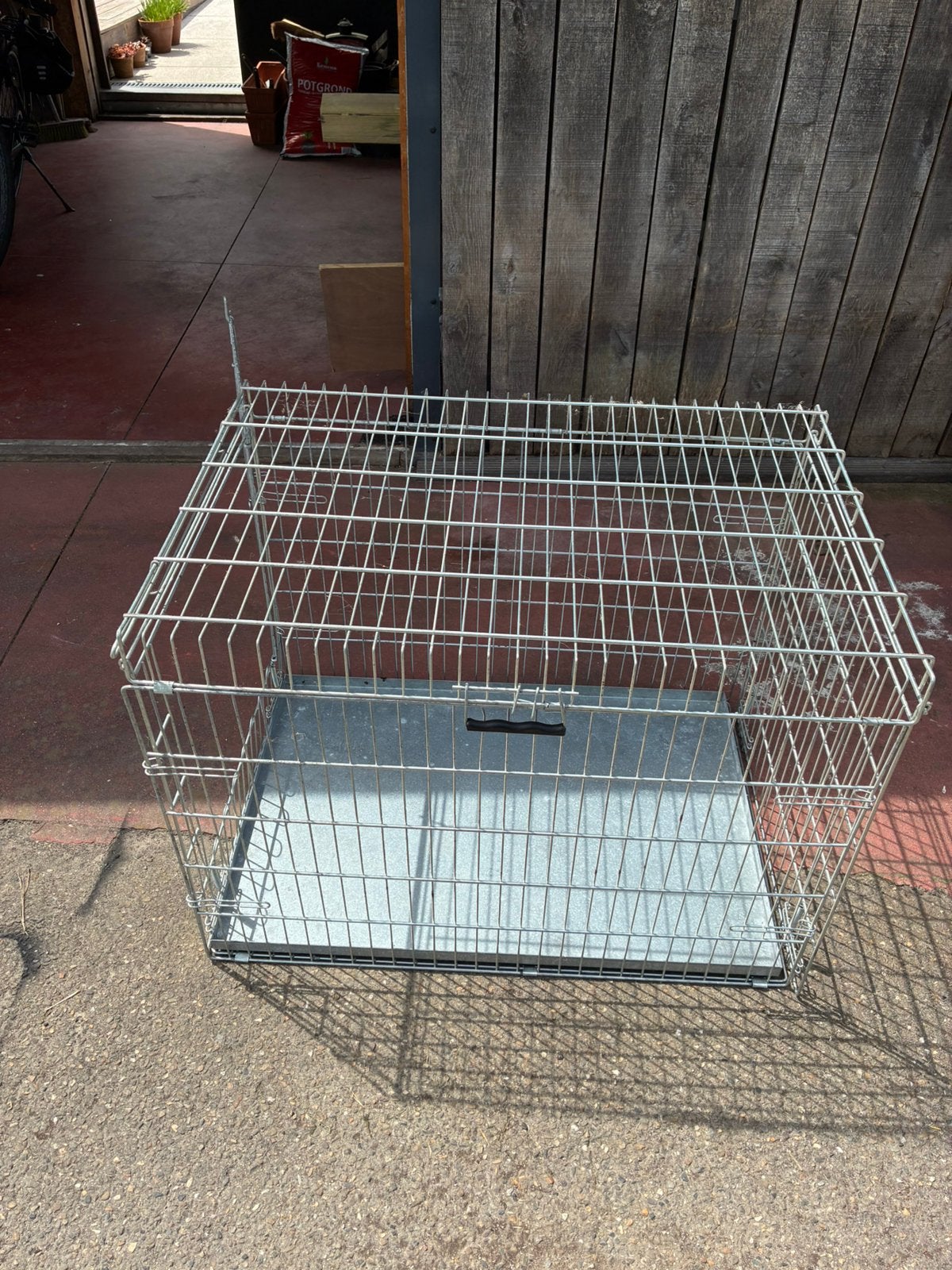 Honden bench., Dieren en Toebehoren, Ophalen, Zo goed als nieuw