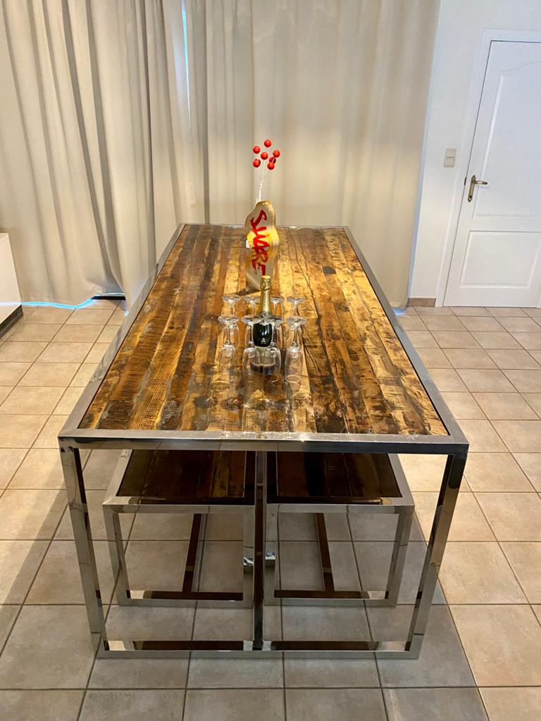 Eettafel voor binnen als buiten gebruik, Ophalen, Zo goed als nieuw