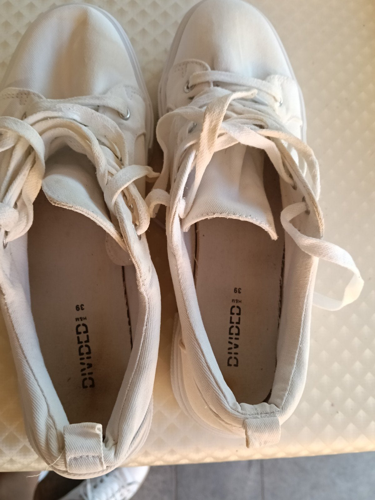 sneakers in witte stof maat39, Ophalen, Sneakers