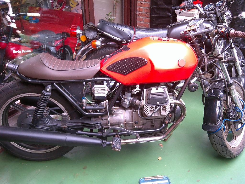 Moto Guzzi Caferacer met werk aan GERESERVEERD, Motos, 350 cm³, 2 cylindres, Manuelle, Sport