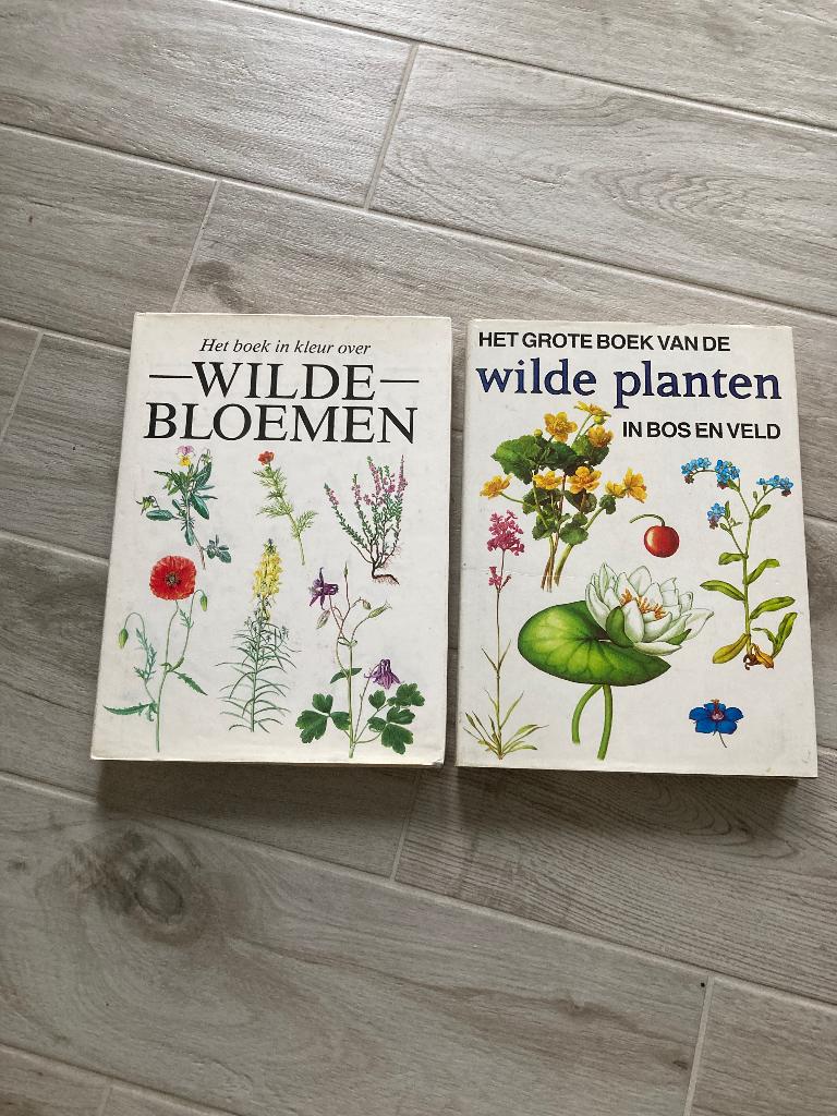 Boeken wilde bloemen wild planten, Ophalen, Gelezen