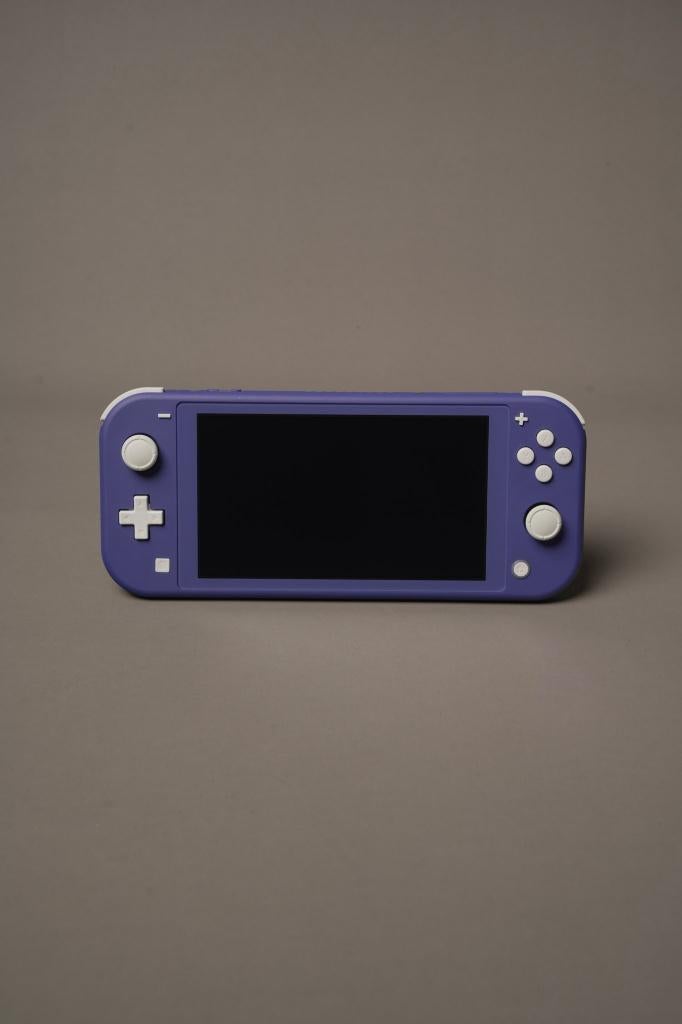 Switch Lite Blue Chip (unlimited games), Games en Spelcomputers, Spelcomputers | Nintendo Switch Lite, Zo goed als nieuw, Overige kleuren
