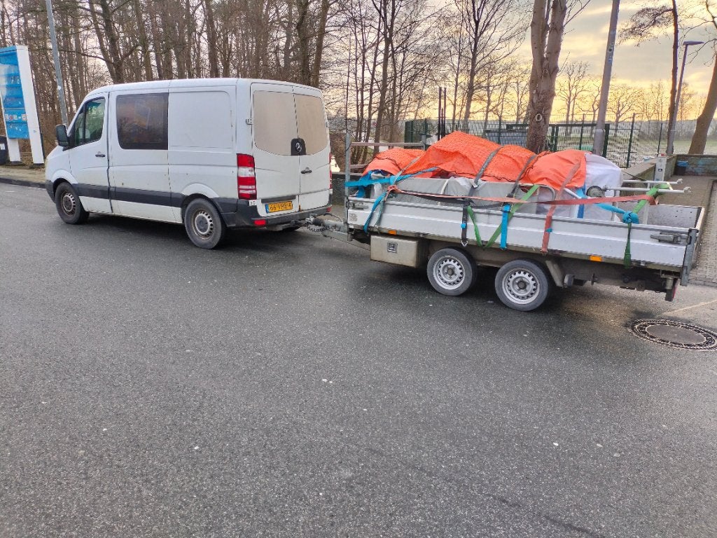 Busje te huur gezocht, Enlèvement