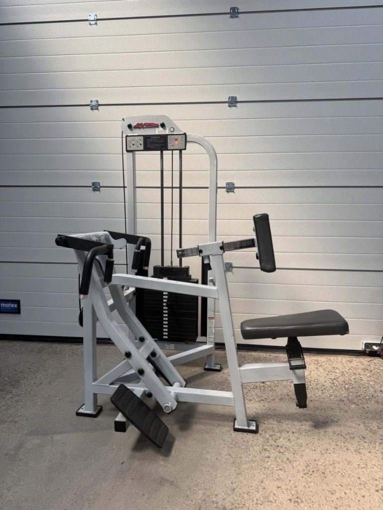 Technogym Life fitness pro 1 seated row / roeien / kracht, Sport en Fitness, Ophalen of Verzenden, Gebruikt