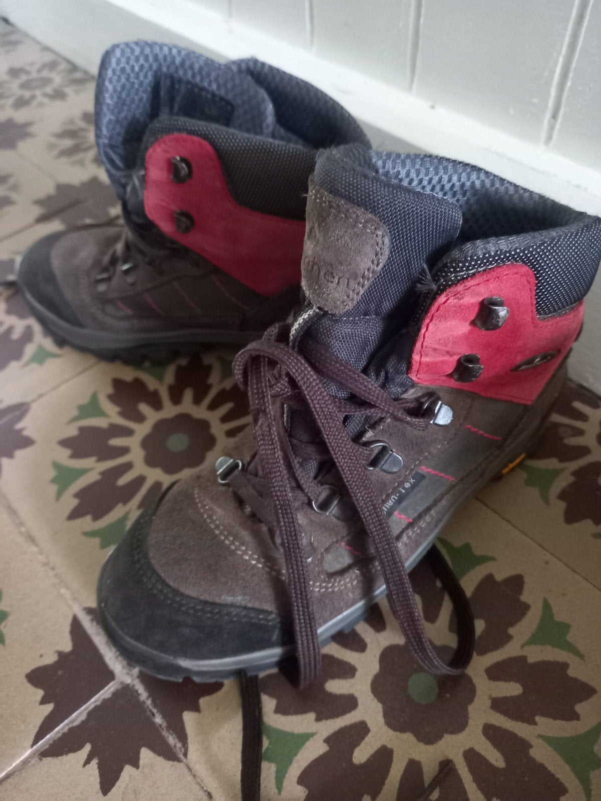 chaussures de marche berghen, Enlèvement, Chaussures