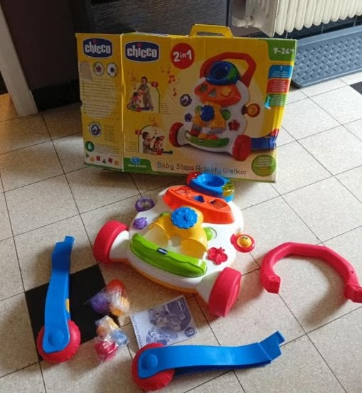 Trotteur "Chicco" neuf., Enfants & Bébés, Jouets | Vtech, Enlèvement, Comme neuf, 6 mois à 2 ans