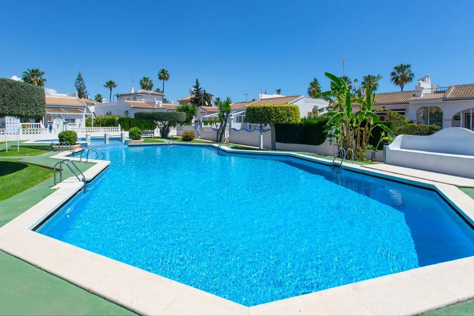 CH Paraiso Pueblo Bravo, Bemiddelingsbureau, Dorp, 2 slaapkamers, Costa Blanca