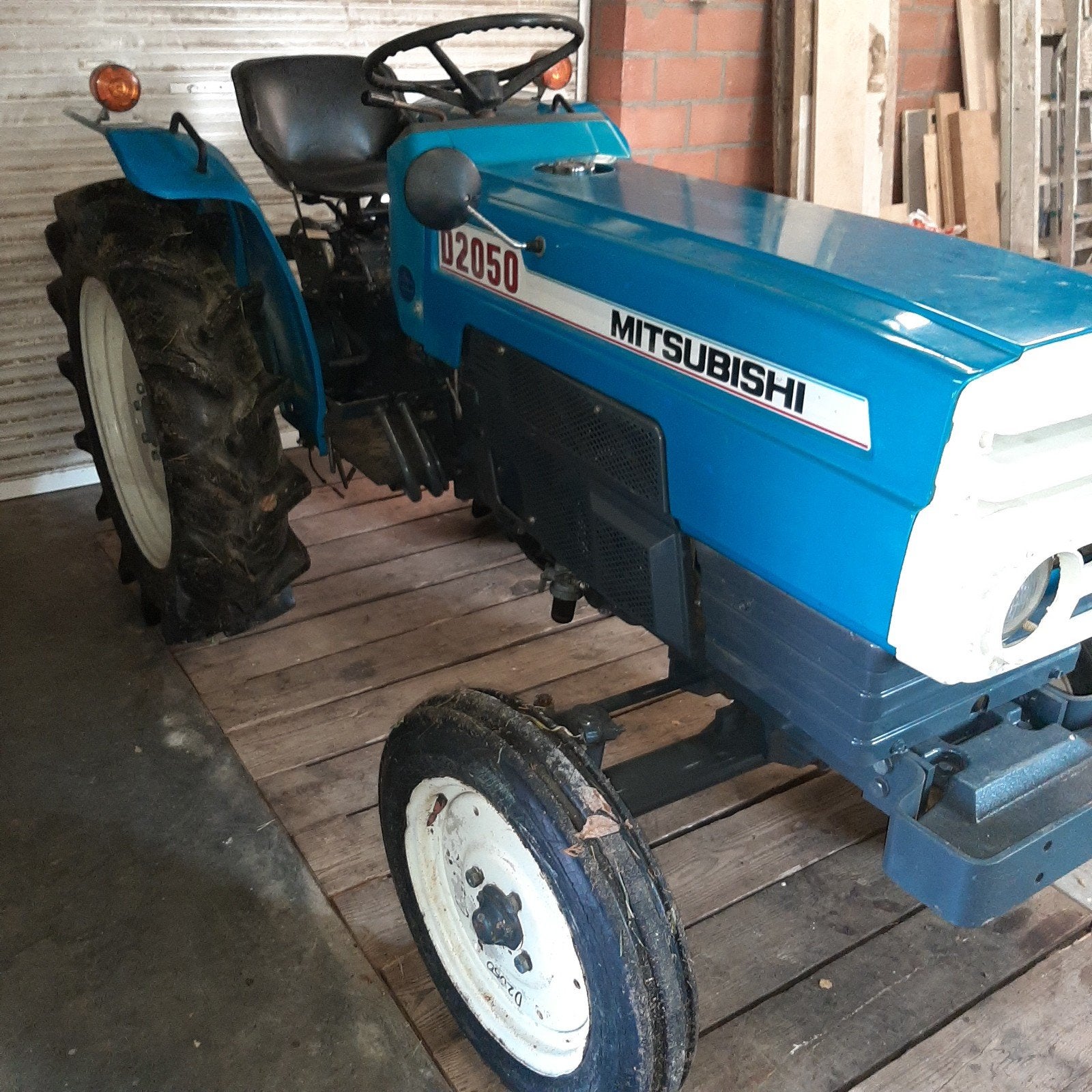minitractor mitsubishi D 2050, Gebruikt, Tot 2500, Tot 80 Pk, Ophalen