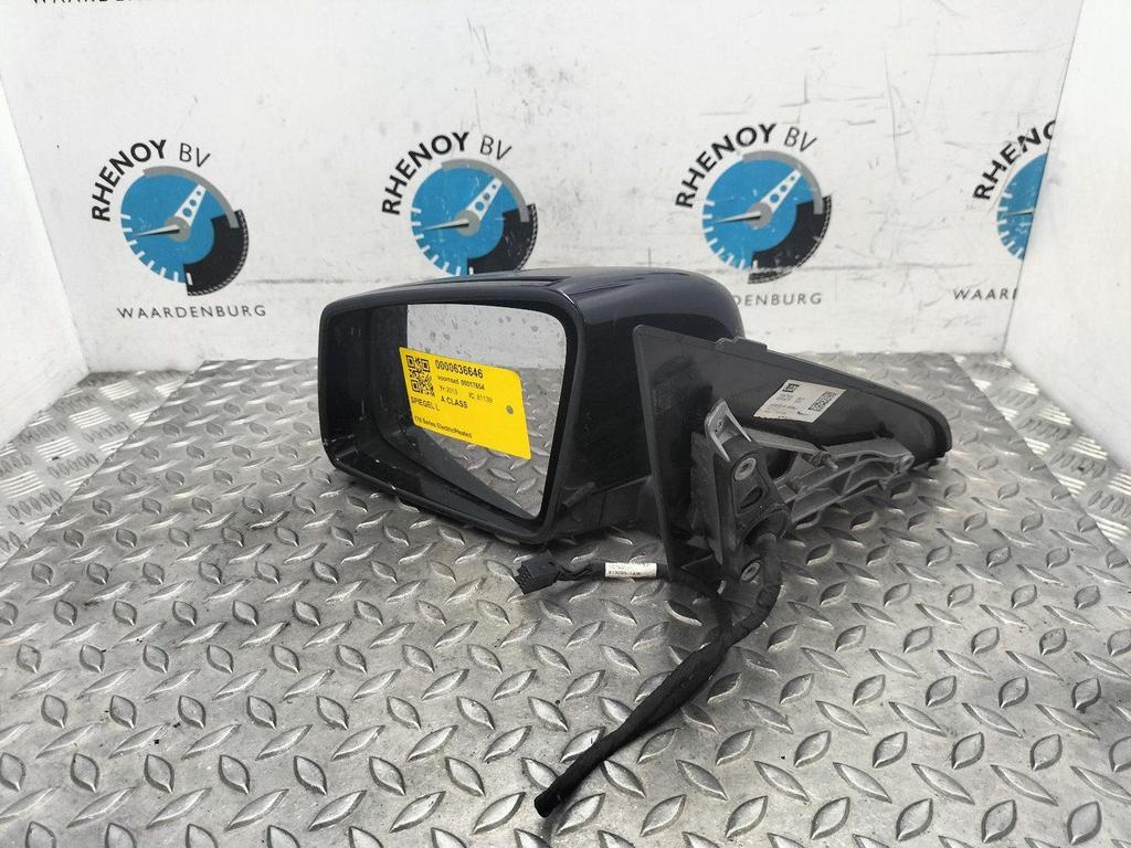 MERCEDES A CLASS 176 A180 Prestige AMG SPIEGEL L 1768100116,, Enlèvement ou Envoi, Utilisé, ARN reconnu