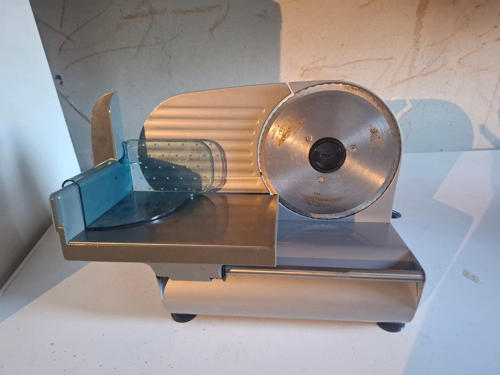 Broodsnijmachine, Ophalen