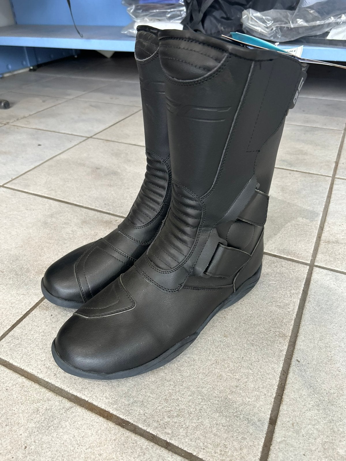 paire de bottes de moto étanches Grand Canyon, Enlèvement