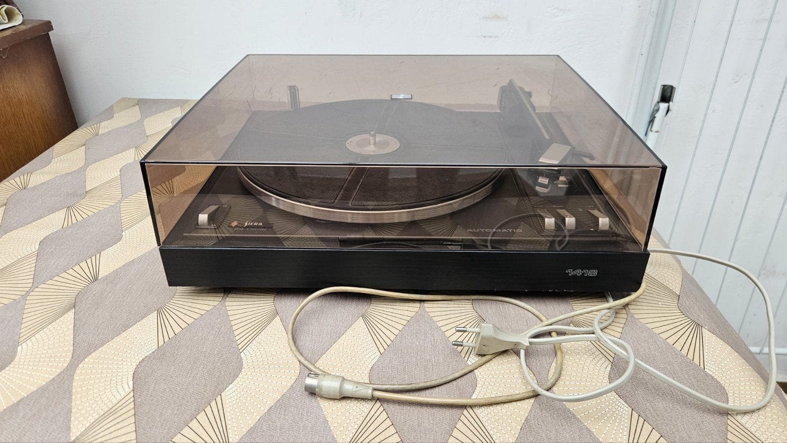 Siera 1418 Automatic platenspeler, TV, Hi-fi & Vidéo, Tourne-disques, Enlèvement, Tourne-disque