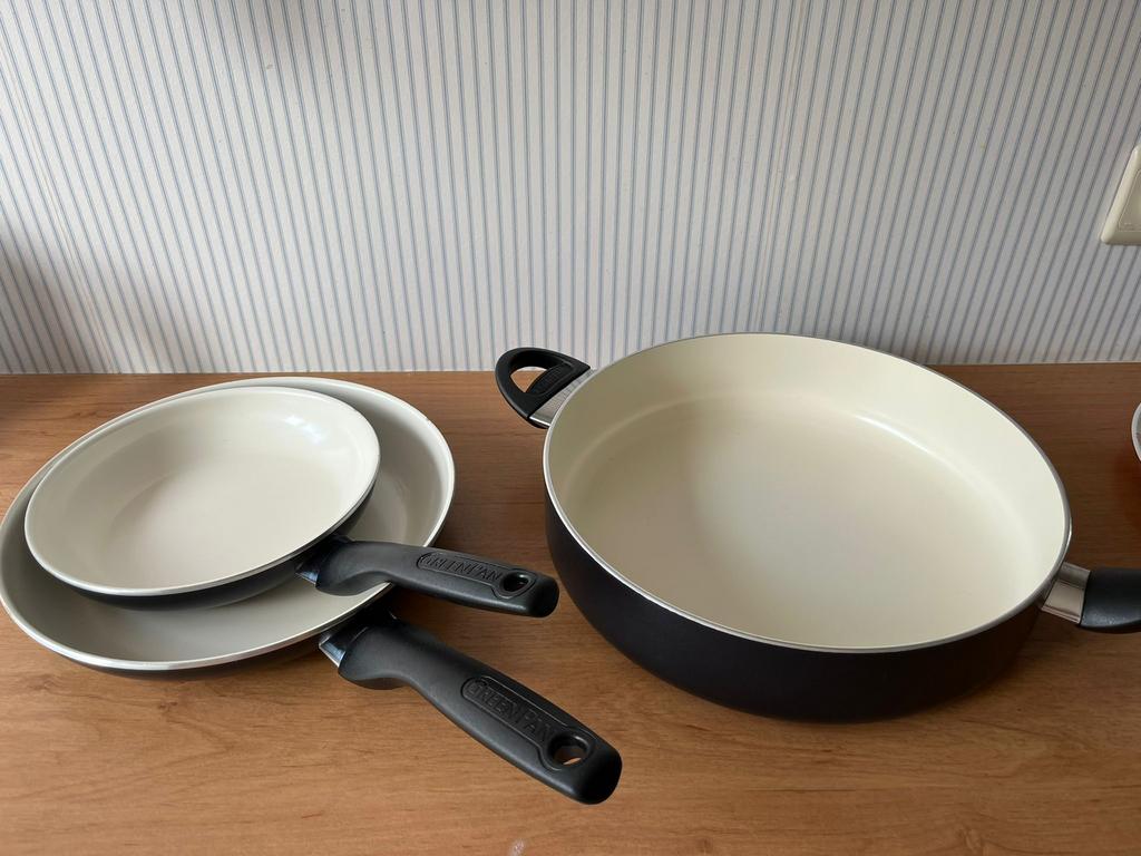 3 pannen GreenPan, Huis en Inrichting, Ophalen, Zo goed als nieuw, Overige materialen, Pannenset