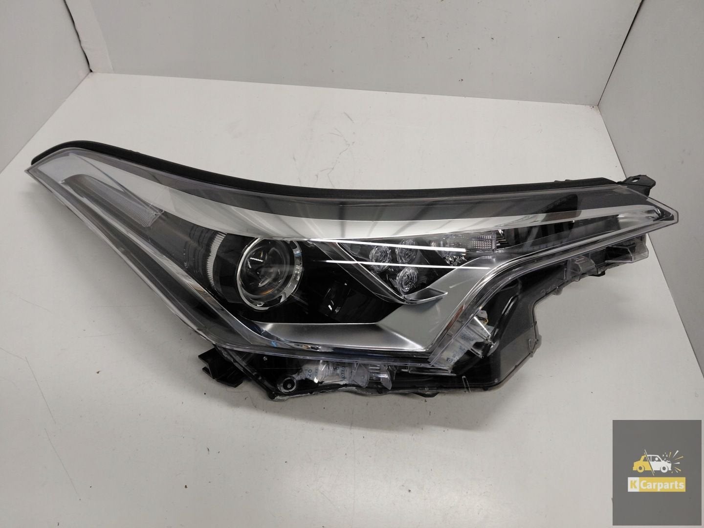 81130-F4031-00, Toyota CHR Lens Ledlamp rechts, Info@toyota.co.jp, Gebruikt, Toyota Motor Corporation, Toyota-Cho 1
471-8571  Toyota City