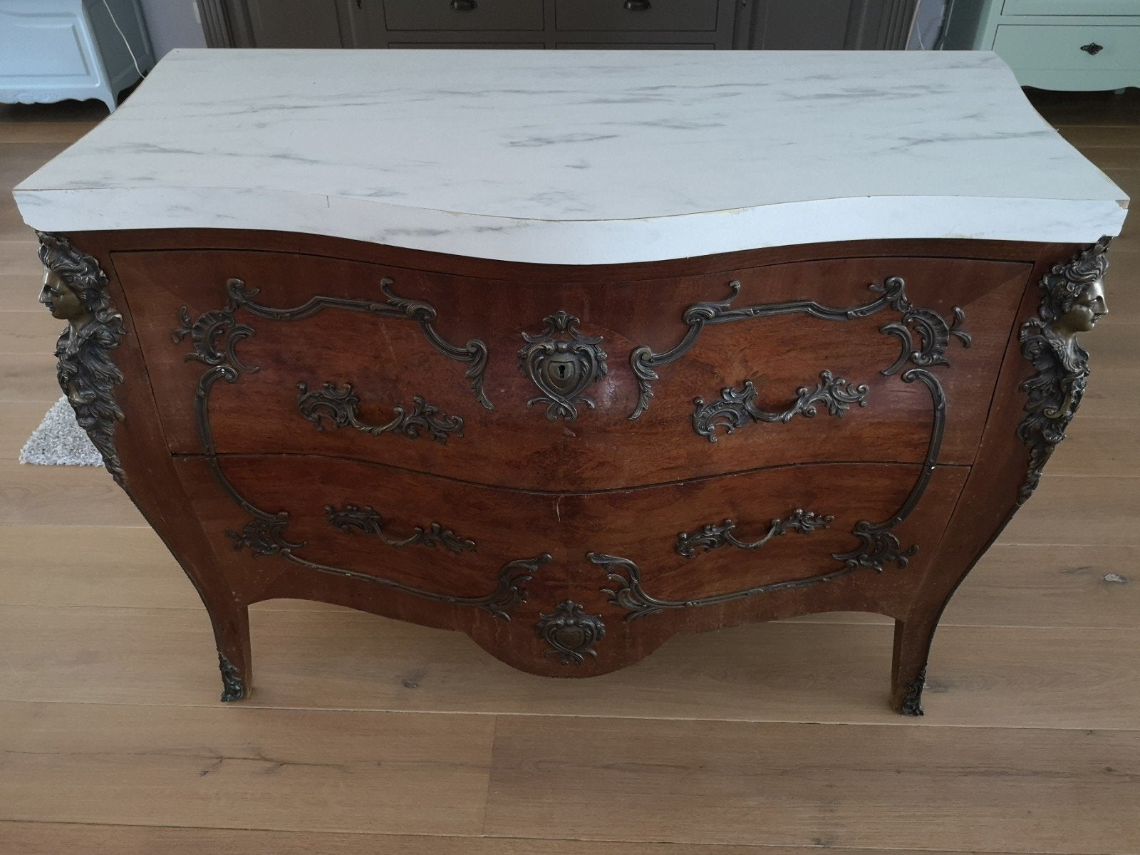 Commode Louis XV, Antiquités & Art, Antiquités | Meubles | Armoires, Enlèvement