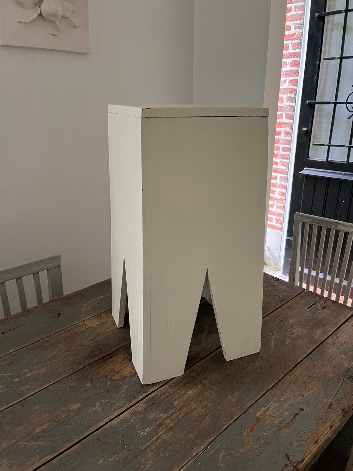 VINTAGE RETRO WIT HIUTEN KRUK KRUKJE TAFELTJE BIJZETTAFEL, Antiek en Kunst, Ophalen of Verzenden