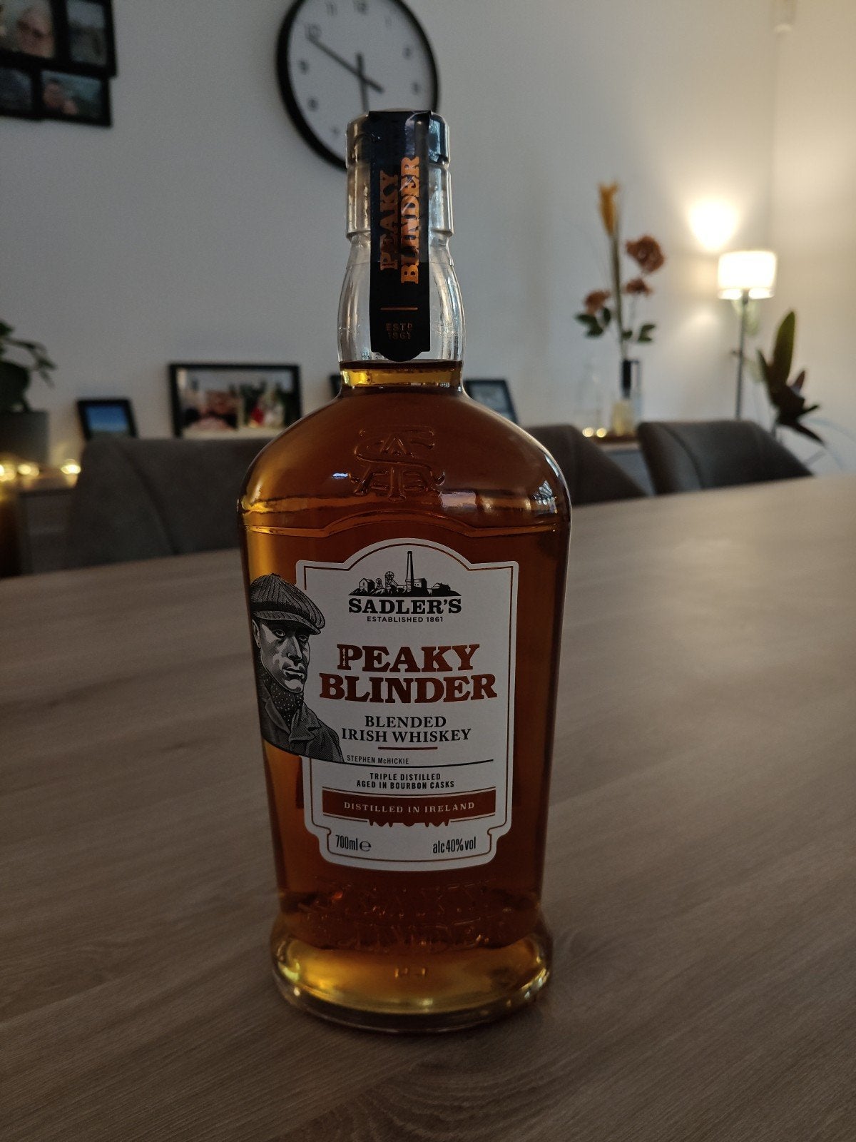 Sadler's Peaky Blinder Blended Irish Whiskey 70cl, Collections, Enlèvement, Comme neuf, Autres types, Pleine