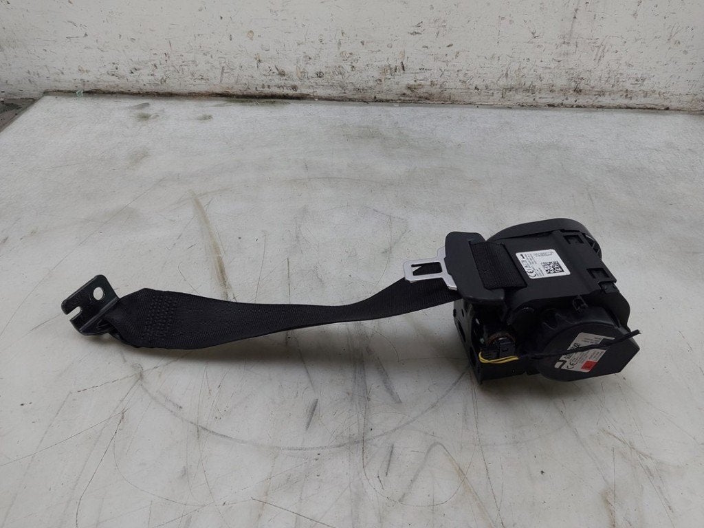 CEINTURE DE SECURITE ARRIERE GAUCHE BMW 1 serie (F40), Utilisé, BMW, Petuelring 130
80809  München, DE, Bayerische Motoren Werke AG