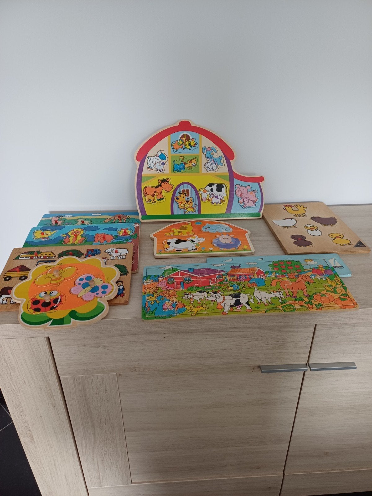 Houten inlegpuzzels, Ophalen