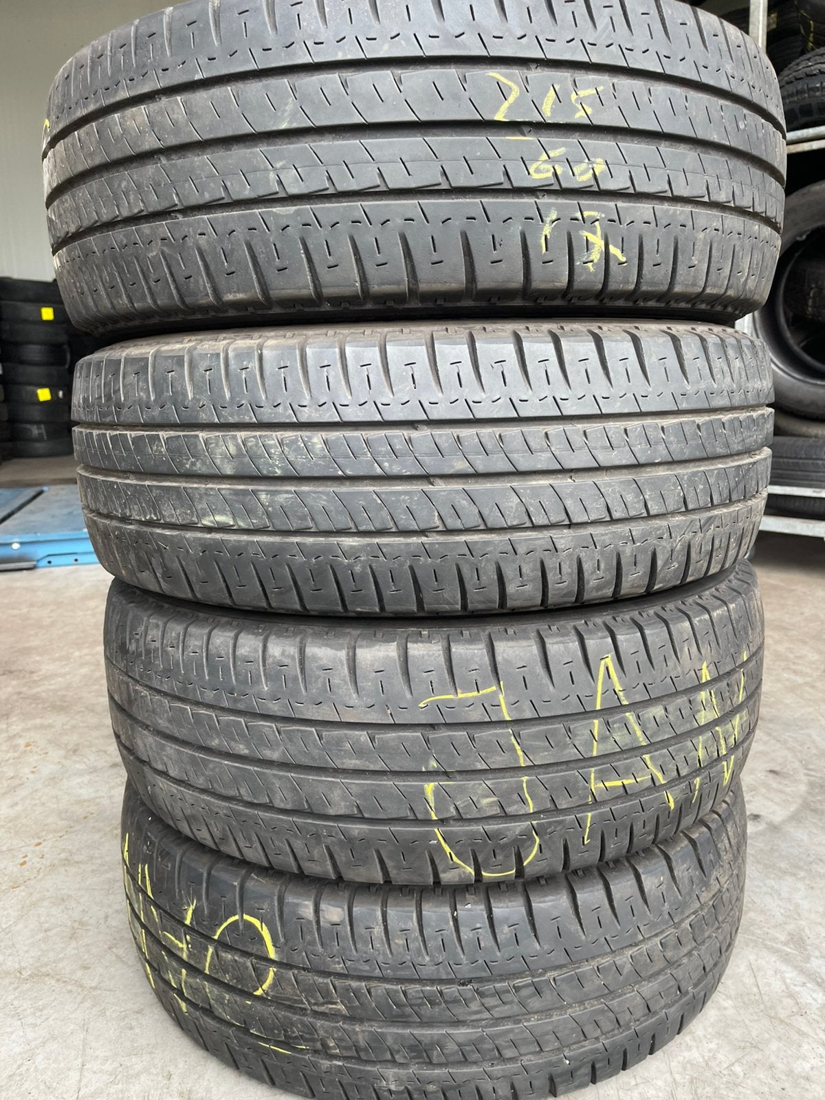 215/60/17c(109/107t) Michelin 215/60/17c(109/107t) Michelin, Ophalen of Verzenden