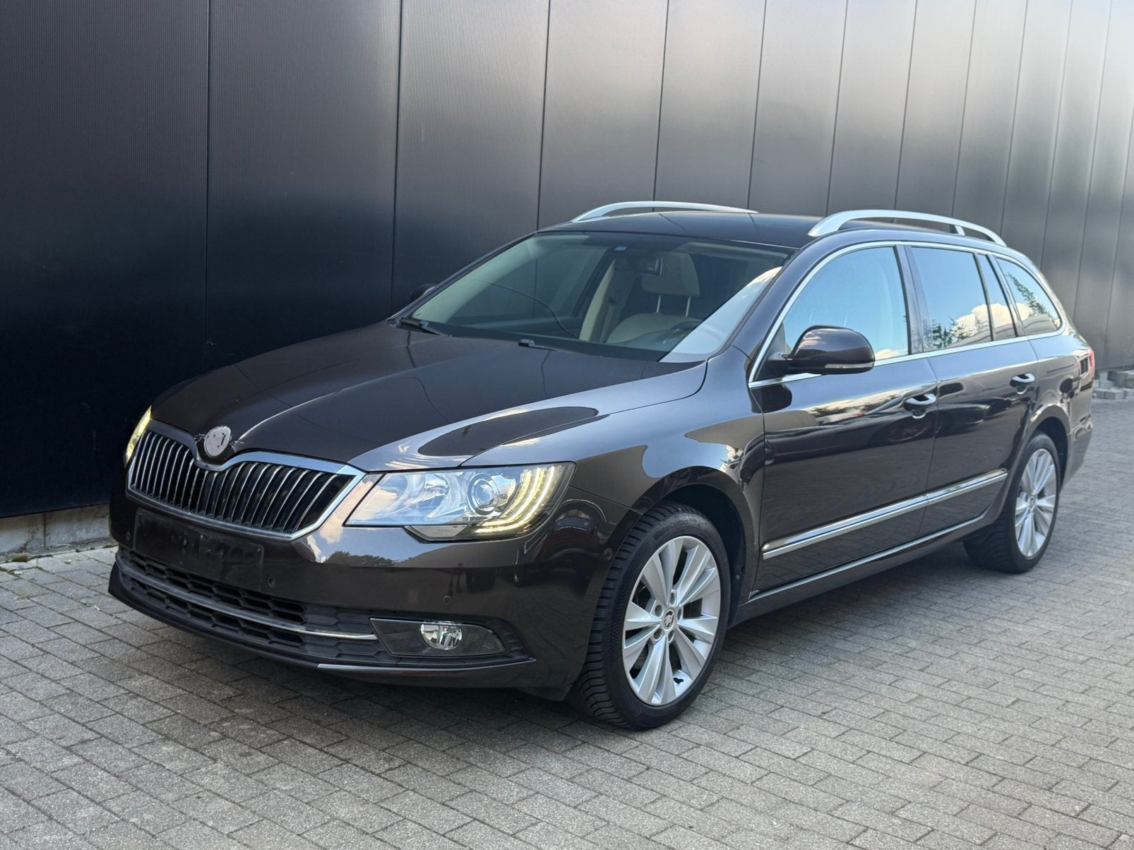 🚘 Skoda Superb 1.8 TSI  Automaat|160 PK Panorama | Navi., Autos, Cuir, Euro 5, Achat, Beige
