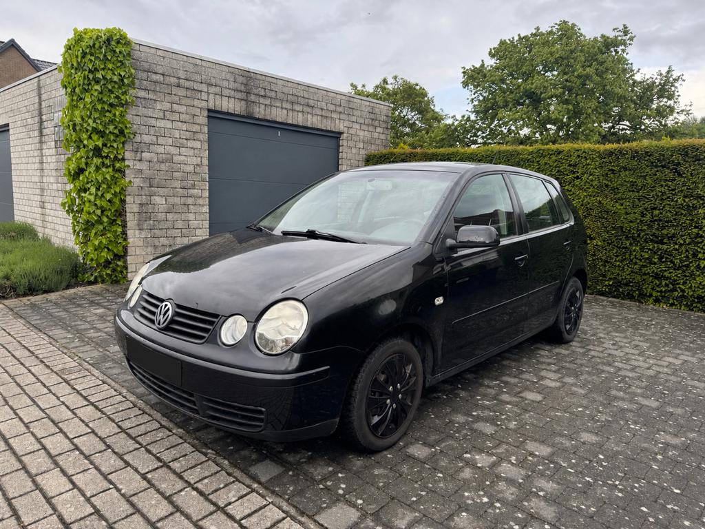 VW Polo/Benzine/Airco/ Gekeurd voor verkoop, Voorwielaandrijving, 4 deurs, Zwart, Berline
