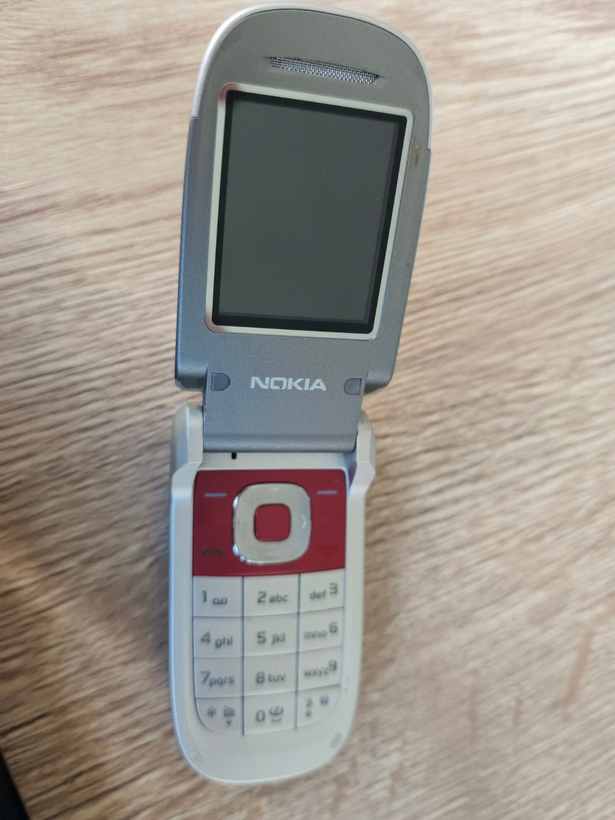 gsm retro, Télécoms, Enlèvement ou Envoi, Autres couleurs, Clavier physique, À clapet