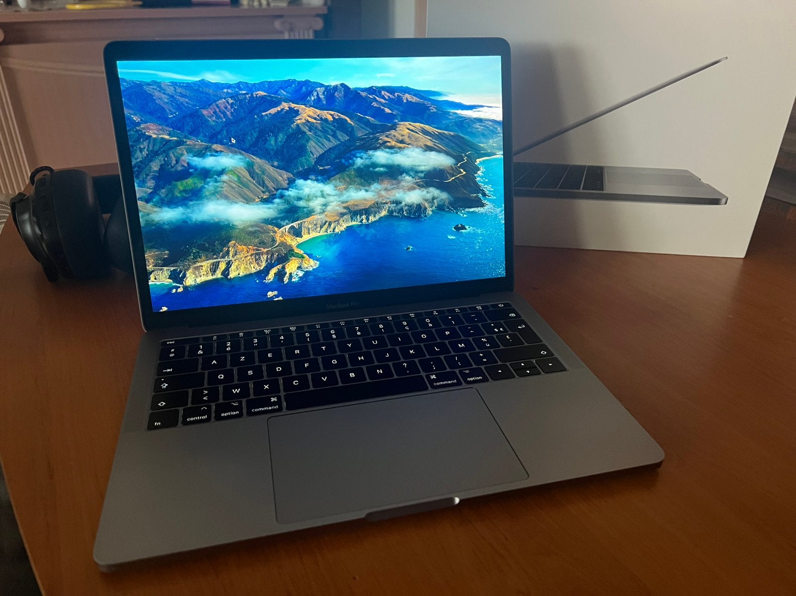 Macbook Pro 13-inch 2016, 256 GB, Utilisé, Azerty, 2 à 3 Ghz