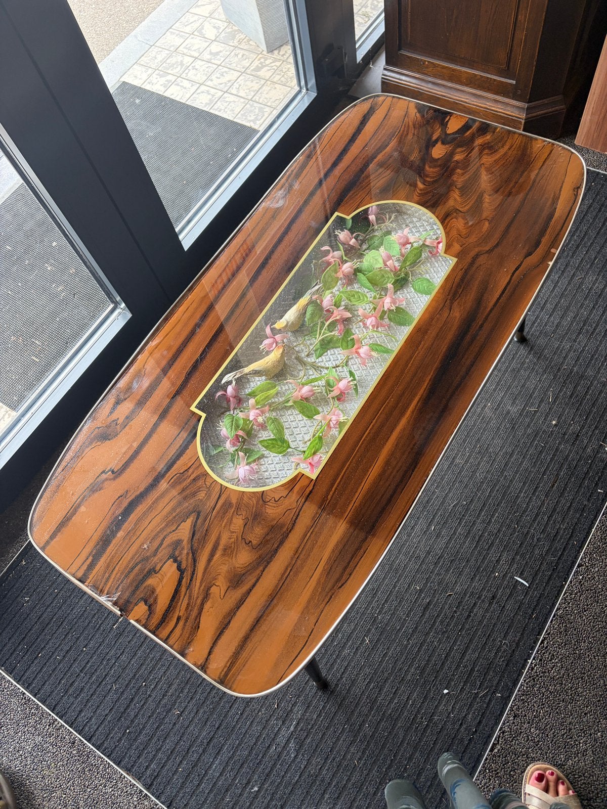 Vintage retro tafel met vogel- en bloemendecor – €100, Enlèvement
