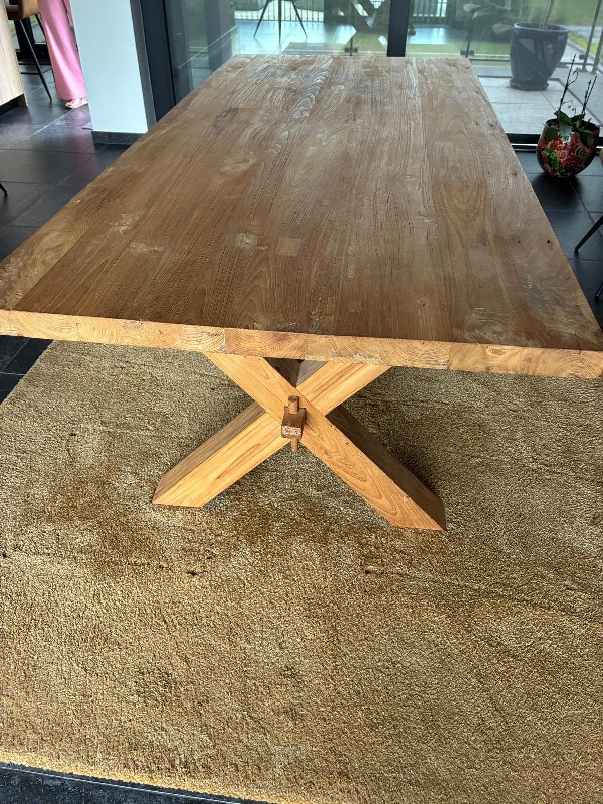 Eettafel uit oude teak, Ophalen