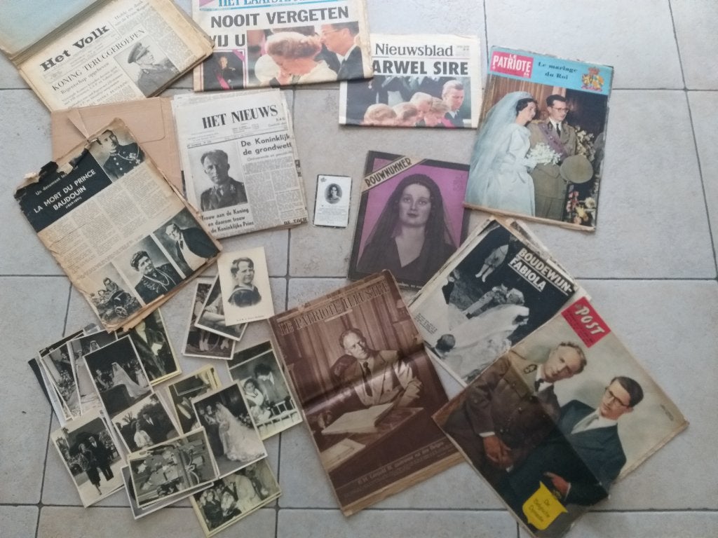 famille royale : articles, photos, cartes de décès..., Collections, Enlèvement ou Envoi, Utilisé