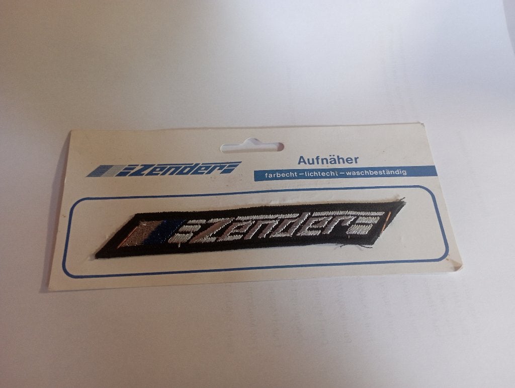 ZENDER nieuwe vintage geborduurde stoffen patch om te naaien, Ophalen, Nieuw, Auto's