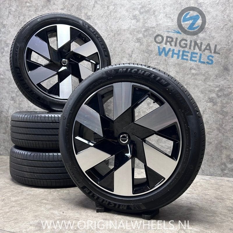 20 inch originele velgen + zomerbanden Volvo XC60 32358303, Autos : Pièces & Accessoires, Pneus et Jantes, 255 mm, Pneus été, -
