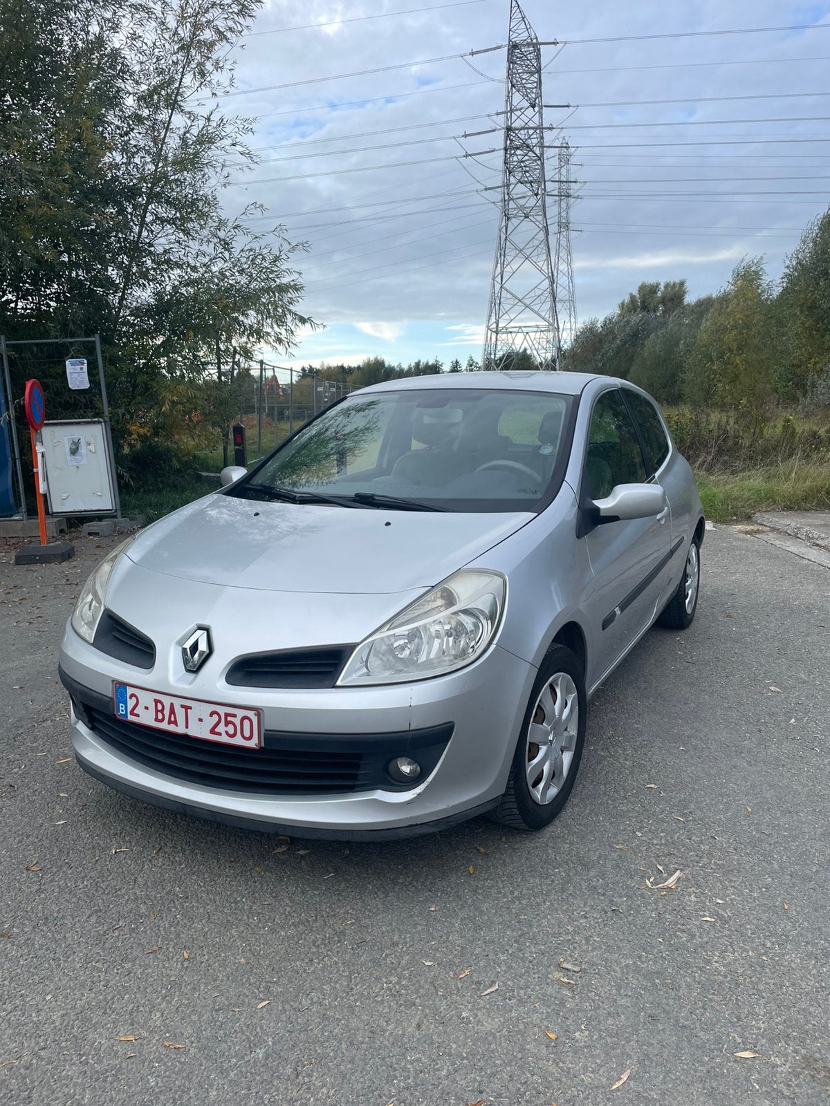 Renault Clio 3, Handgeschakeld, Particulier, Euro 4, Zilver of Grijs