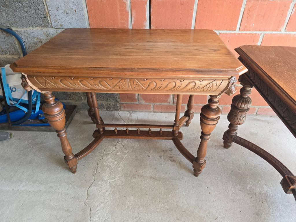 Antieke tafels, Ophalen