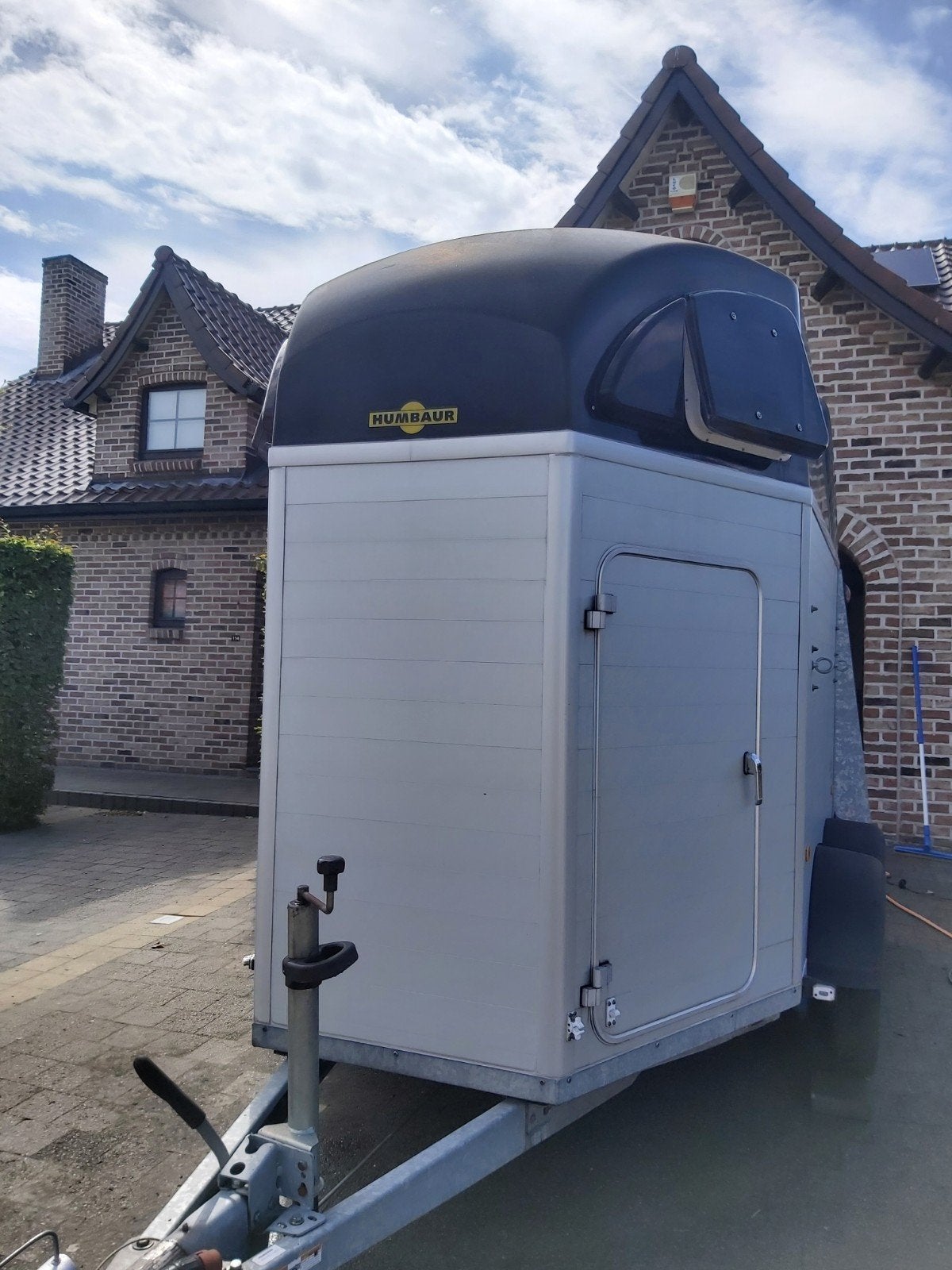 Humbaur Xanthos paardentrailer, Ophalen, Gebruikt, Aluminium, 2-paards trailer