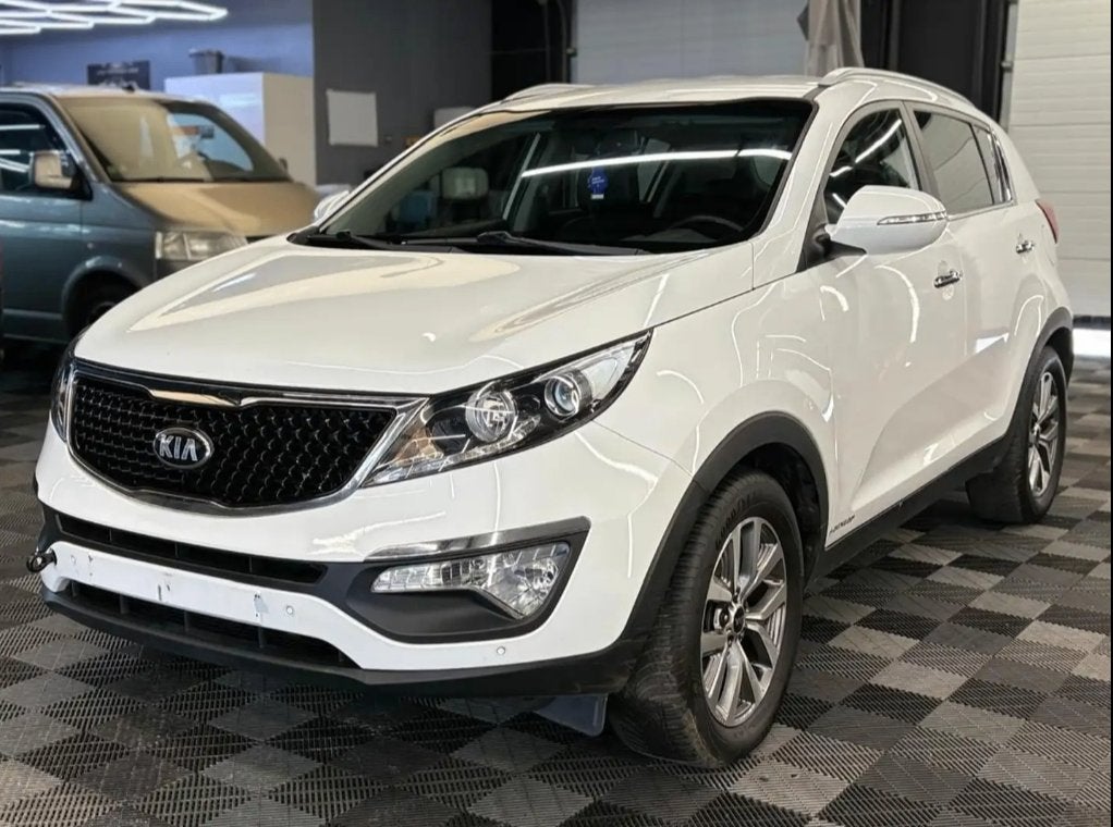 Kia sportage 1.7 CRDi 2WD bj. 2015 187000km Euro 5, Auto's, Euro 5, Zwart, 4 cilinders, Wit