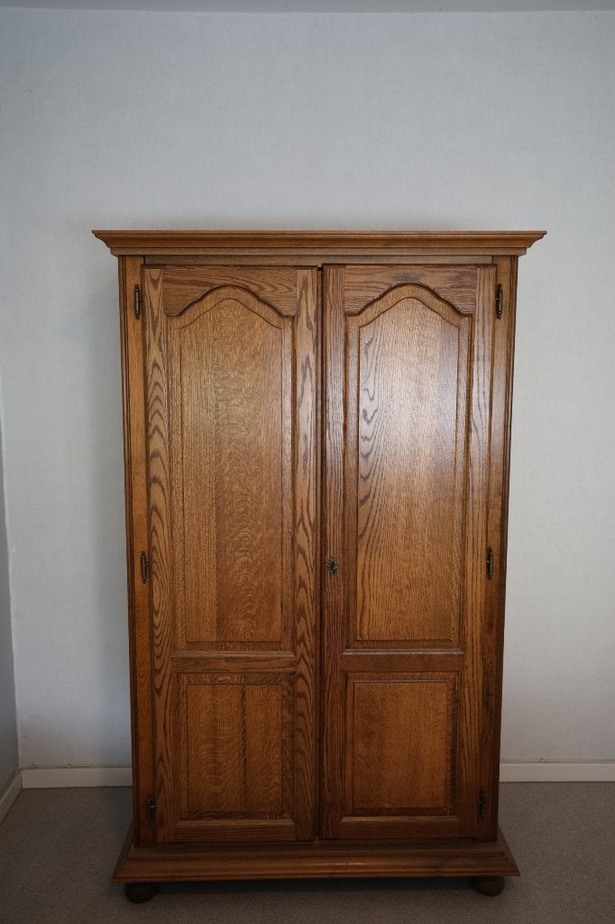Houten kleerkast, Ophalen, Met deur(en), Gebruikt, 100 tot 150 cm