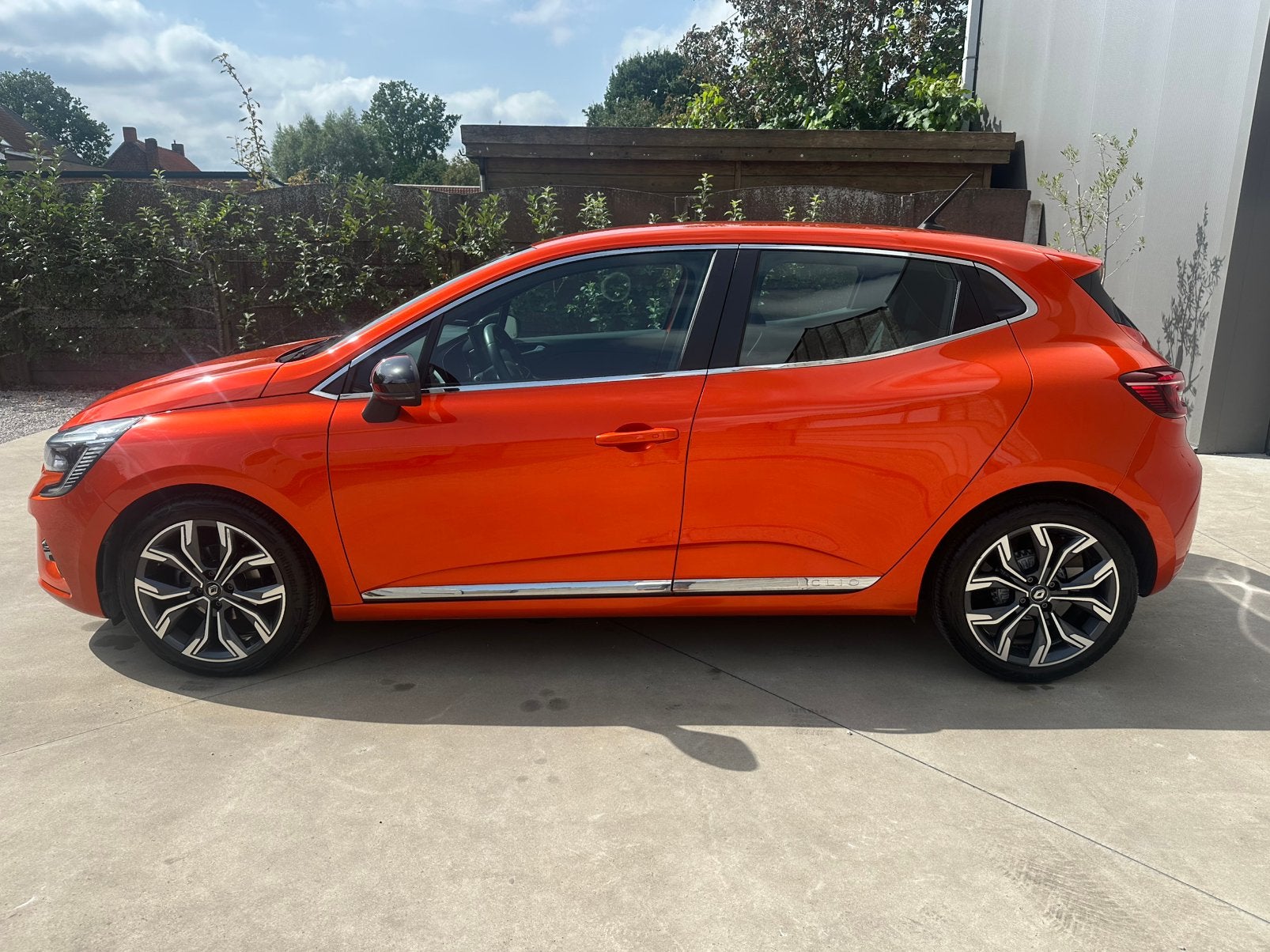 CLIO/Automatique/28000 km/Parfait état !, Autos, Achat, Euro 6, Entreprise, 67 kW