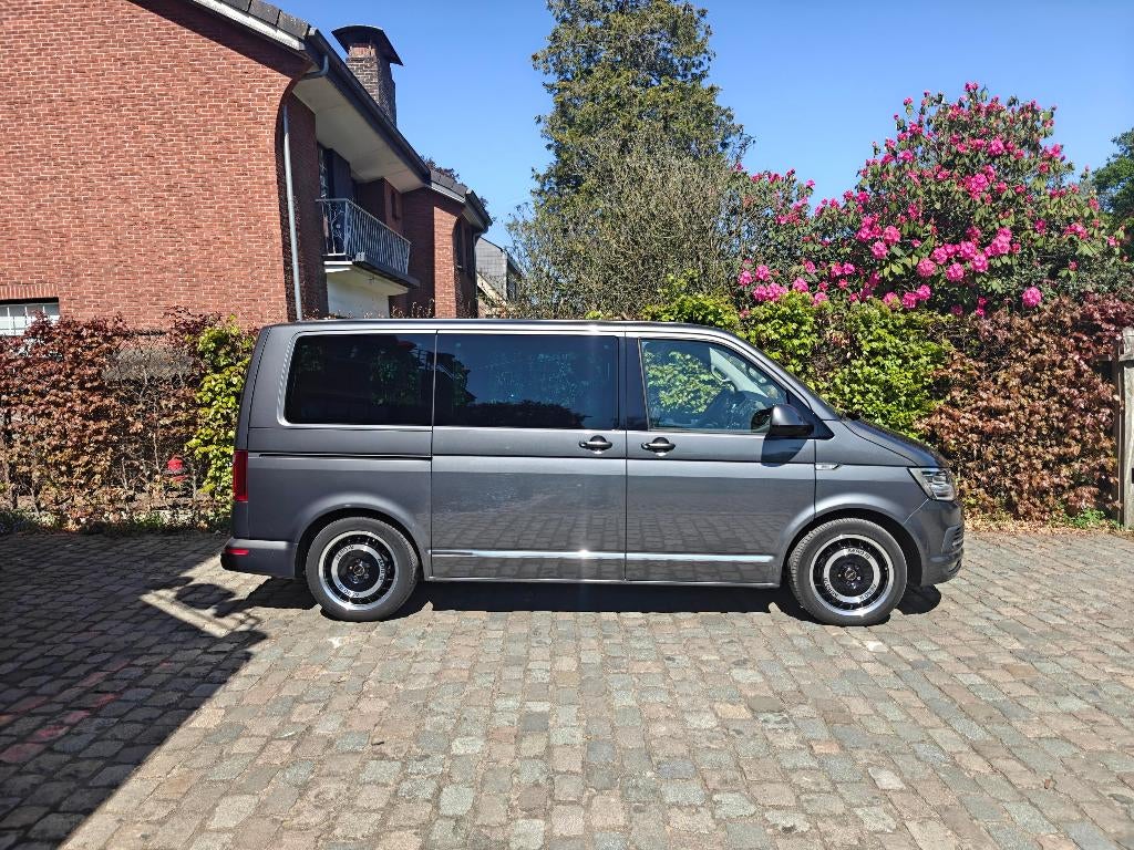 Volkswagen T6 Multivan dsg 4motion highline 204pk, Autos, Achat, Euro 6, 7 places, 2500 kg