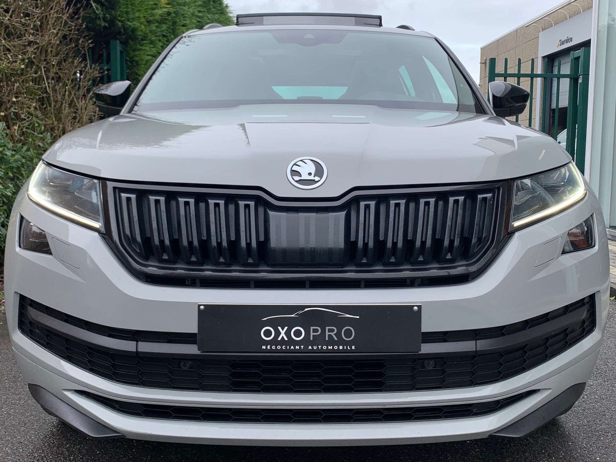Skoda Kodiaq 7 PLACES 2.0TDI SPORTLINE 150CV DSG / Boite Aut, Autos, Cuir, Argent ou Gris, Achat, Entreprise