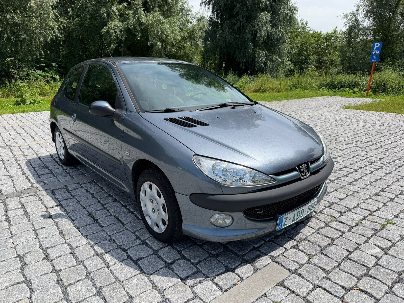 PEUGEOT 206 1.4 BENZINE 3/2007 111.000KM AIRCO BLANCO GEKEUR, Autos, Peugeot, Achat, Entreprise, Noir, 5 places